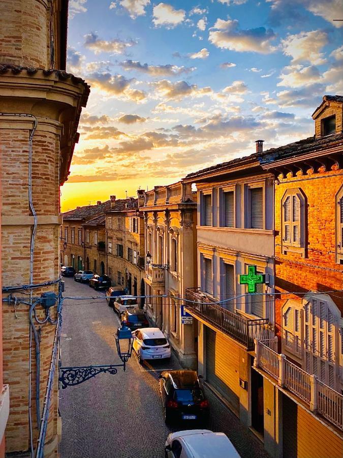 B&B Terrazza Sul Borgo Mogliano Luaran gambar