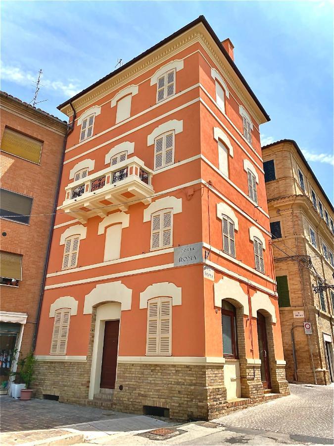 B&B Terrazza Sul Borgo Mogliano Luaran gambar